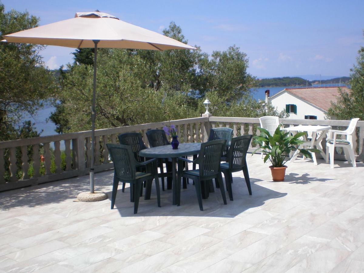 Apartment Zorka Supetarska Draga Εξωτερικό φωτογραφία